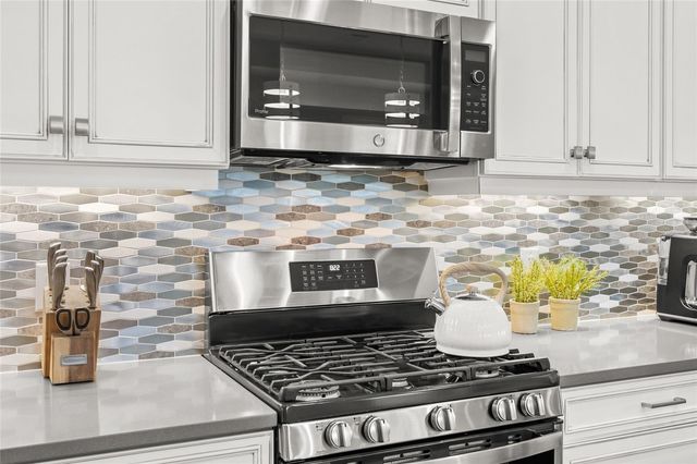 997 CROSSWIND AVENUE, Sarasota, FL 34240