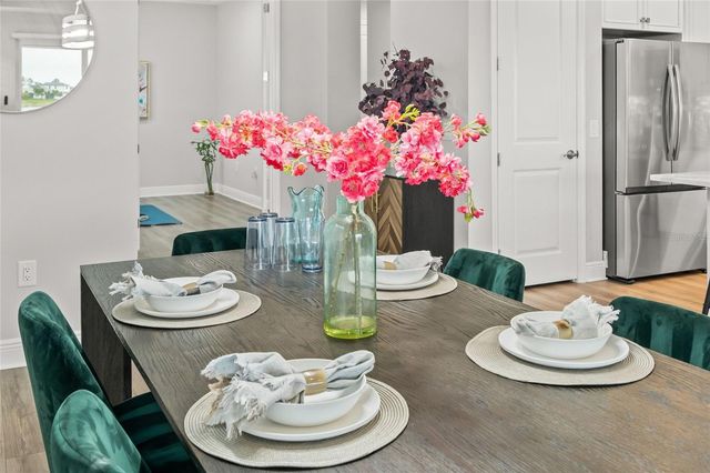 997 CROSSWIND AVENUE, Sarasota, FL 34240