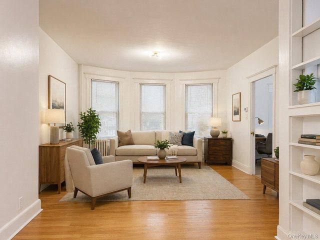 14717 15th Avenue 1FL, Whitestone, NY 11357