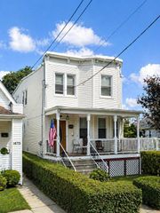 14717 15th Avenue 1FL, Whitestone, NY 11357