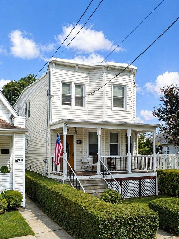 14717 15th Avenue 1FL, Whitestone, NY 11357