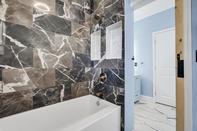 3314 Mariana Oaks Drive, Tallahassee, FL 32311