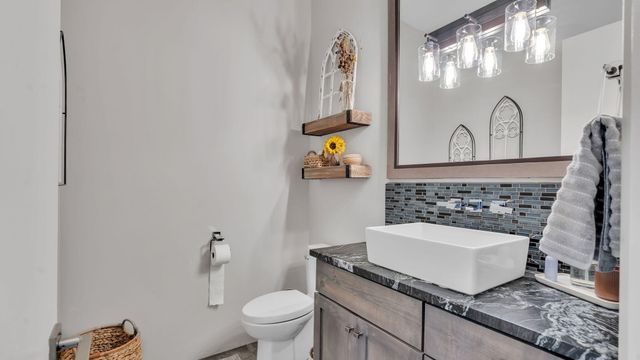 2104 Chessman Drive NE, Rio Rancho, NM 87124