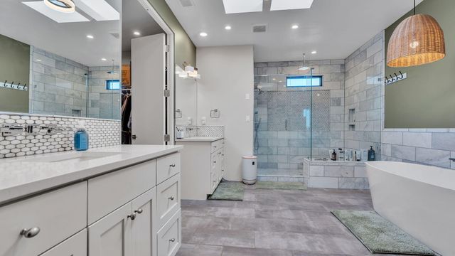 2104 Chessman Drive NE, Rio Rancho, NM 87124