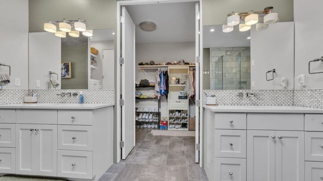 2104 Chessman Drive NE, Rio Rancho, NM 87124