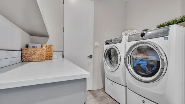 2104 Chessman Drive NE, Rio Rancho, NM 87124