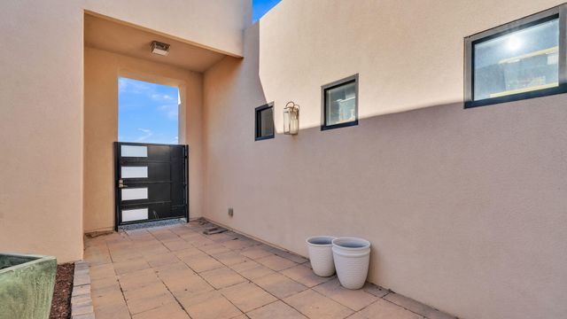 2104 Chessman Drive NE, Rio Rancho, NM 87124