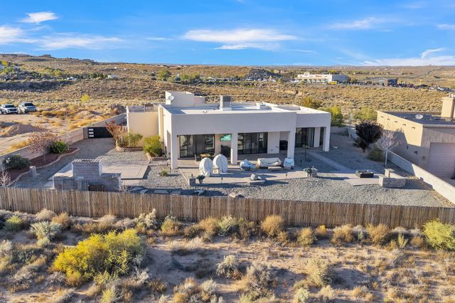 2104 Chessman Drive NE, Rio Rancho, NM 87124