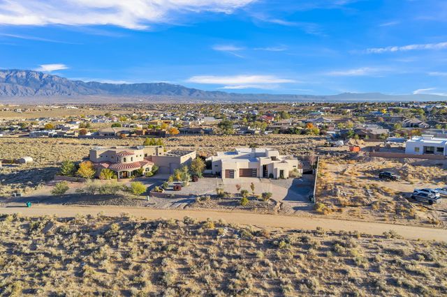 2104 Chessman Drive NE, Rio Rancho, NM 87124