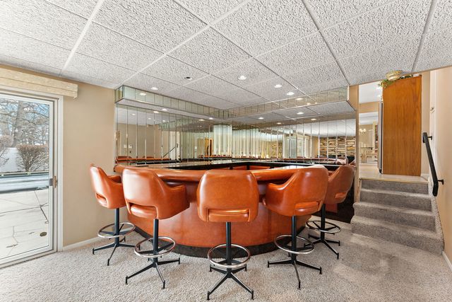 18655 Oakwood Avenue, Lansing, IL 60438