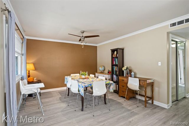 808 Kettering Avenue, Pontiac, MI 48340