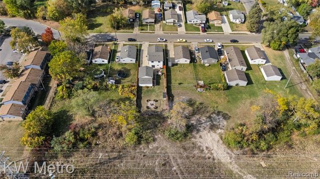 808 Kettering Avenue, Pontiac, MI 48340