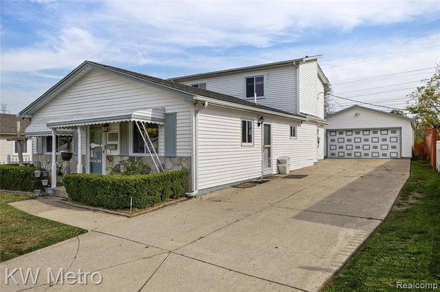 808 Kettering Avenue, Pontiac, MI 48340