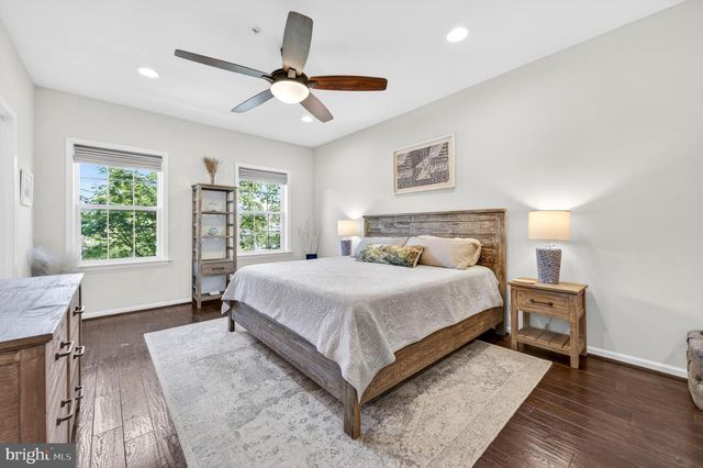 92 SPRUCE ALY, West Chester, PA 19382