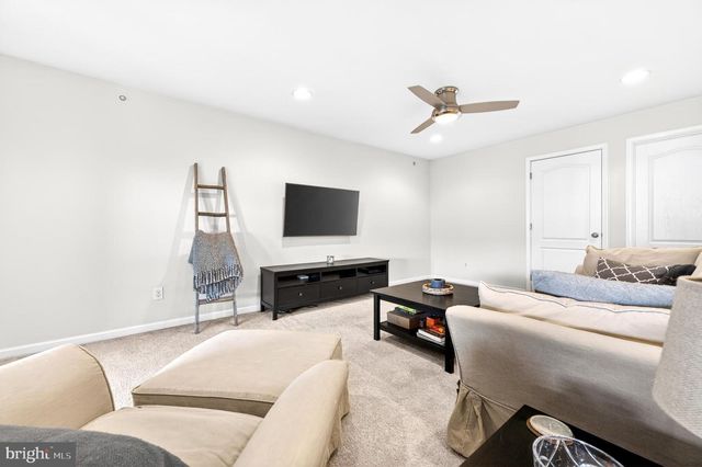 92 SPRUCE ALY, West Chester, PA 19382