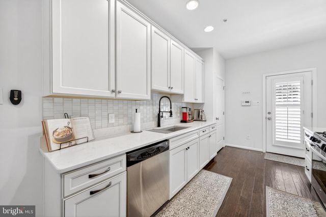 92 SPRUCE ALY, West Chester, PA 19382
