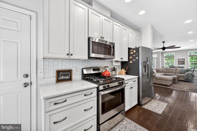 92 SPRUCE ALY, West Chester, PA 19382