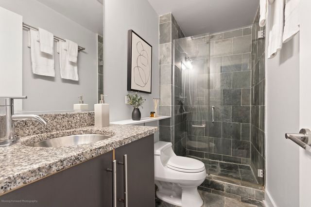 1625 W Ainslie Street BE, Chicago, IL 60640