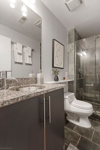 1625 W Ainslie Street BE, Chicago, IL 60640