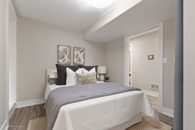 1625 W Ainslie Street BE, Chicago, IL 60640