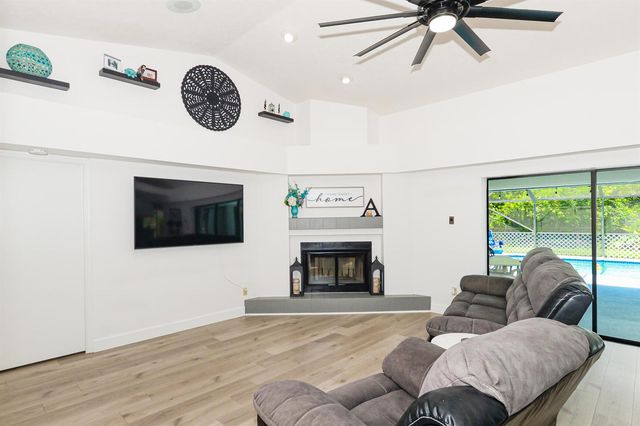 1872 SE ELROSE Street, Port St. Lucie, FL 34952