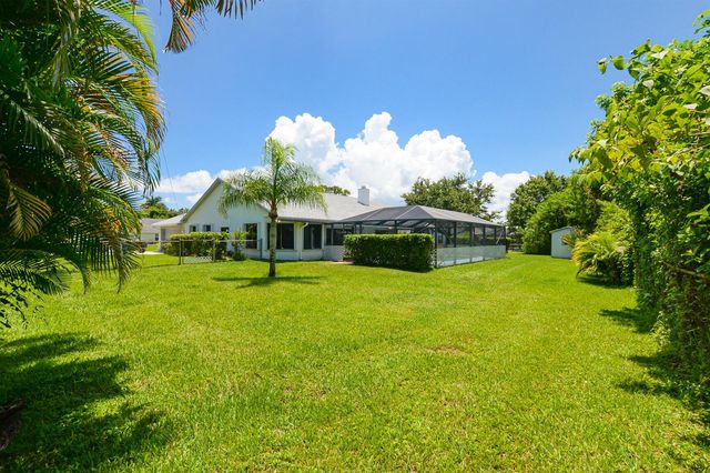 1872 SE ELROSE Street, Port St. Lucie, FL 34952