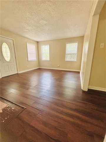 2071 N Gimon Circle, Mobile, AL 36605