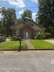 3817 29th Street, Meridian, MS 39307