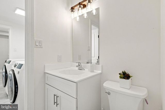 207 S 5 POINTS RD, West Chester, PA 19382