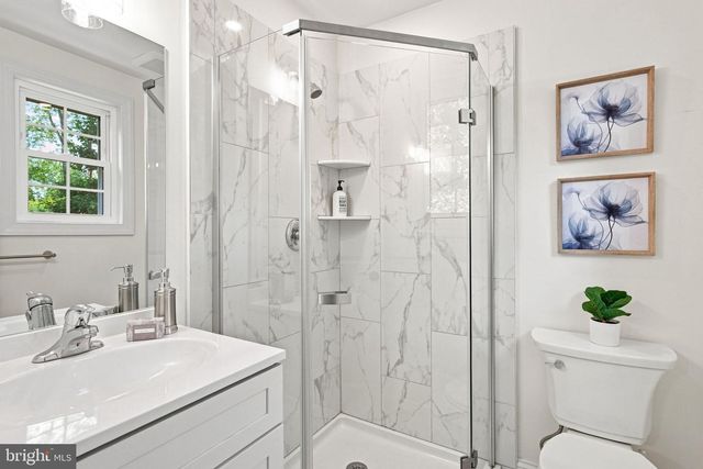 207 S 5 POINTS RD, West Chester, PA 19382