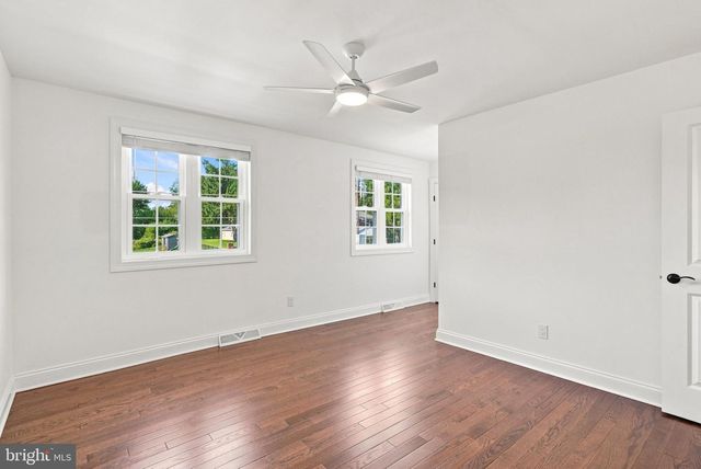 207 S 5 POINTS RD, West Chester, PA 19382