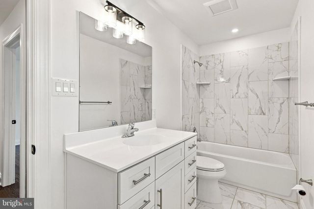 207 S 5 POINTS RD, West Chester, PA 19382