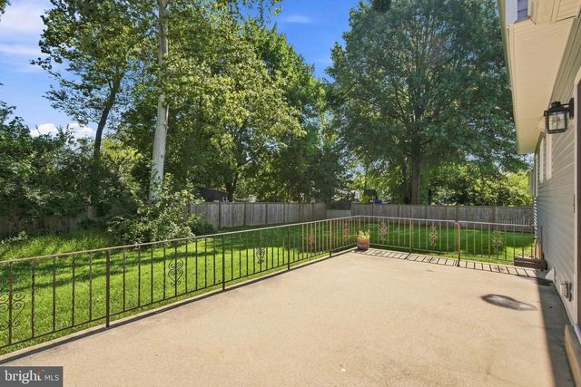 207 S 5 POINTS RD, West Chester, PA 19382