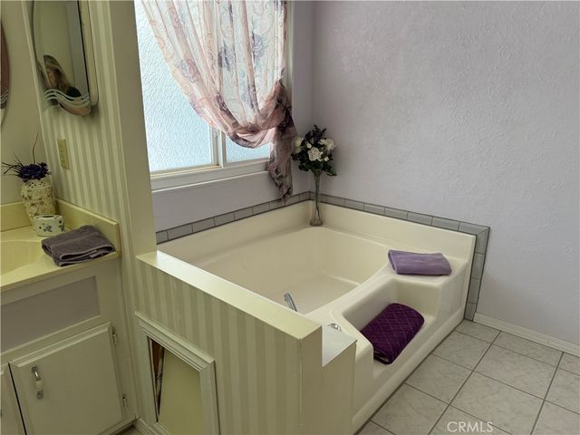 7452 7452 Live Oak, Corning, CA 96090