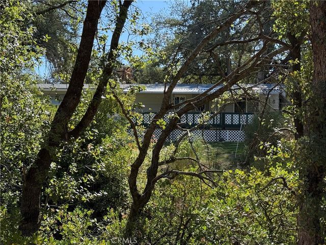 7452 7452 Live Oak, Corning, CA 96090