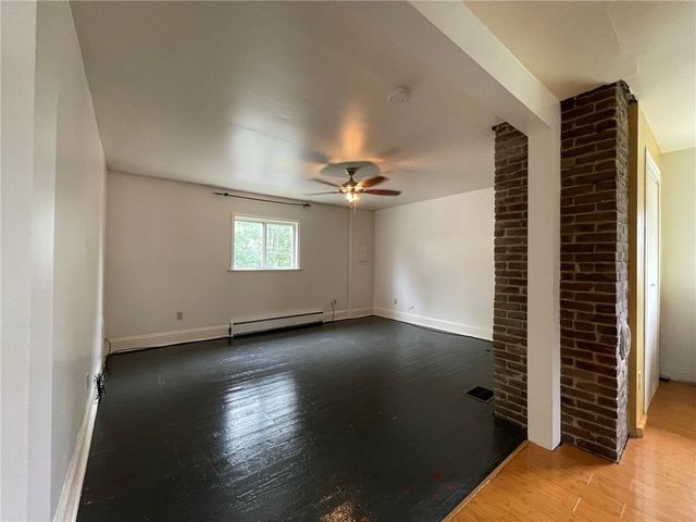 501 S Chestnut St, Scottdale, PA 15683