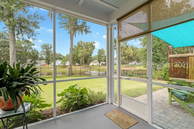 8 Fox Sparrow Rd, Beaufort, SC 29907