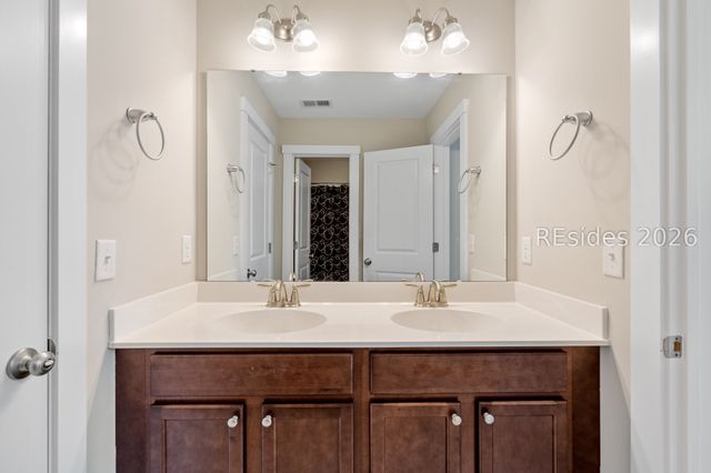 8 Fox Sparrow Rd, Beaufort, SC 29907