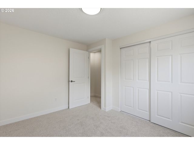306 E HILLTOP Dr, Newberg, OR 97132