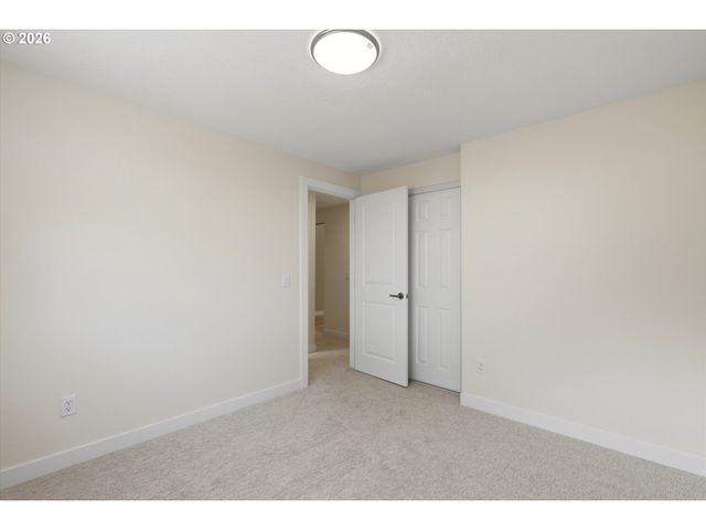 306 E HILLTOP Dr, Newberg, OR 97132