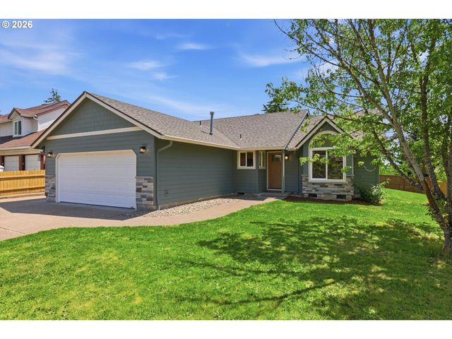 306 E HILLTOP Dr, Newberg, OR 97132