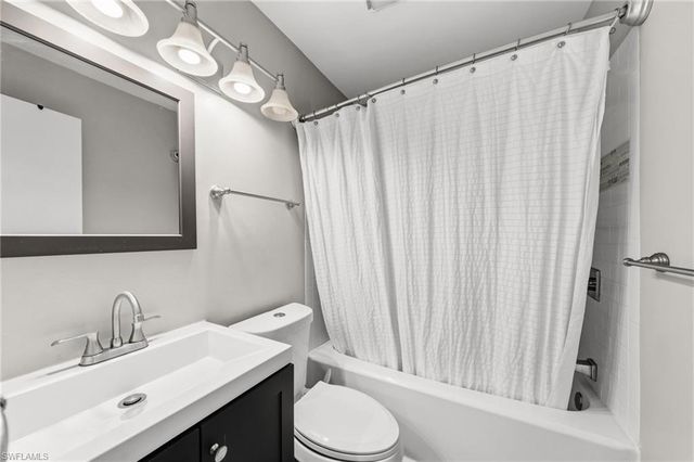 134 2nd ST, Bonita Springs, FL 34134