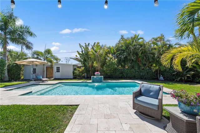 134 2nd ST, Bonita Springs, FL 34134