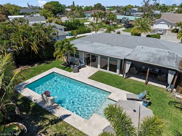 134 2nd ST, Bonita Springs, FL 34134