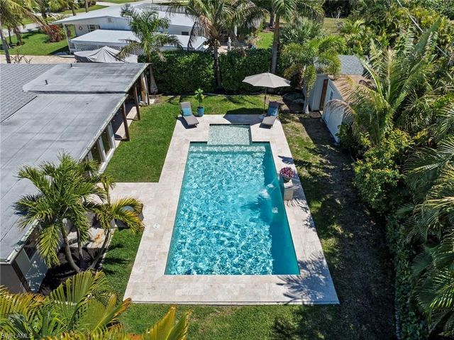 134 2nd ST, Bonita Springs, FL 34134