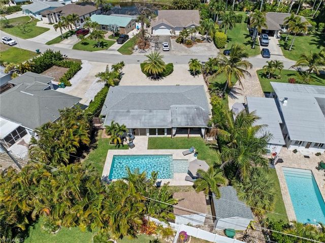 134 2nd ST, Bonita Springs, FL 34134