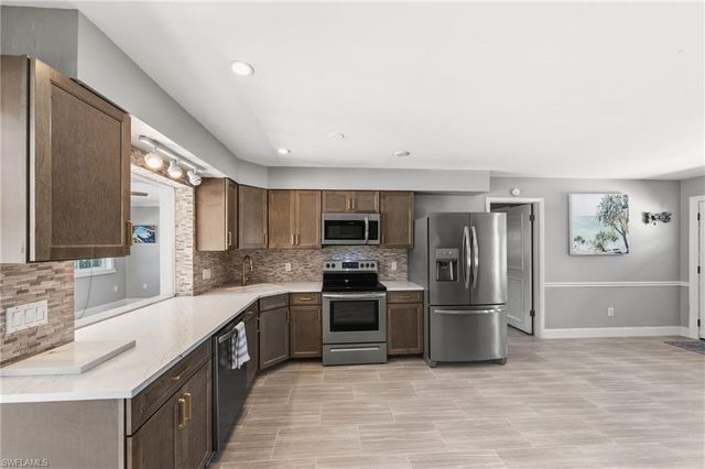 134 2nd ST, Bonita Springs, FL 34134