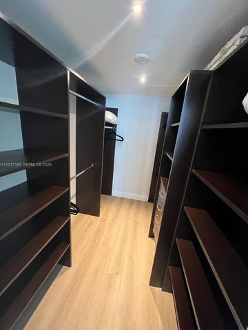 10275 Collins Avenue 915, Bal Harbour, FL 33154