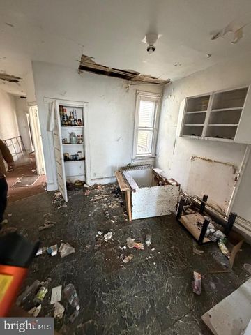 6009 SPRUCE ST, Philadelphia, PA 19139