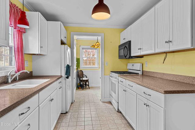 35 Coleman Avenue, Hudson Falls, NY 12839